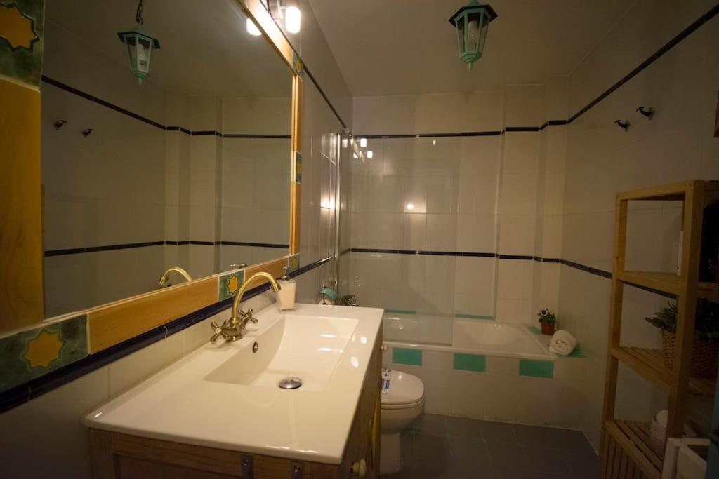 グラナダMirador Alhambra - 2 Private Terraces - Wifi -アパートメント エクステリア 写真